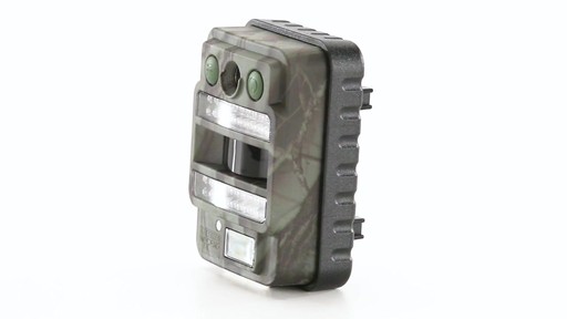 Recon Outdoors HS120 Trail/Game Camera Extended IR Flash 8MP 360 View - image 3 from the video